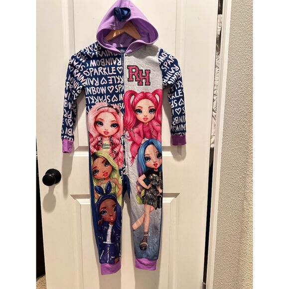 Rainbow High Girl's One Piece Zip Up Sleeper Pajamas Size XS (4/5) - Picture 1 of 9